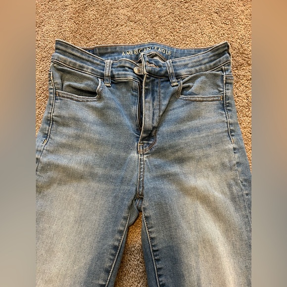 American Eagle Outfitters High Rise Jegging - Picture 2 of 5